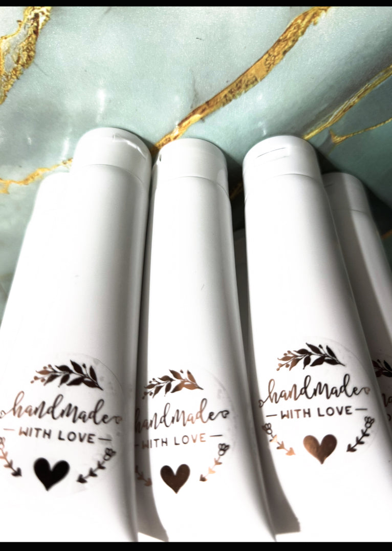Pure Moisture Essence is a 100% natural, botanical lotion designed to anchor your skin in deep hydration. Formulated without fillers.