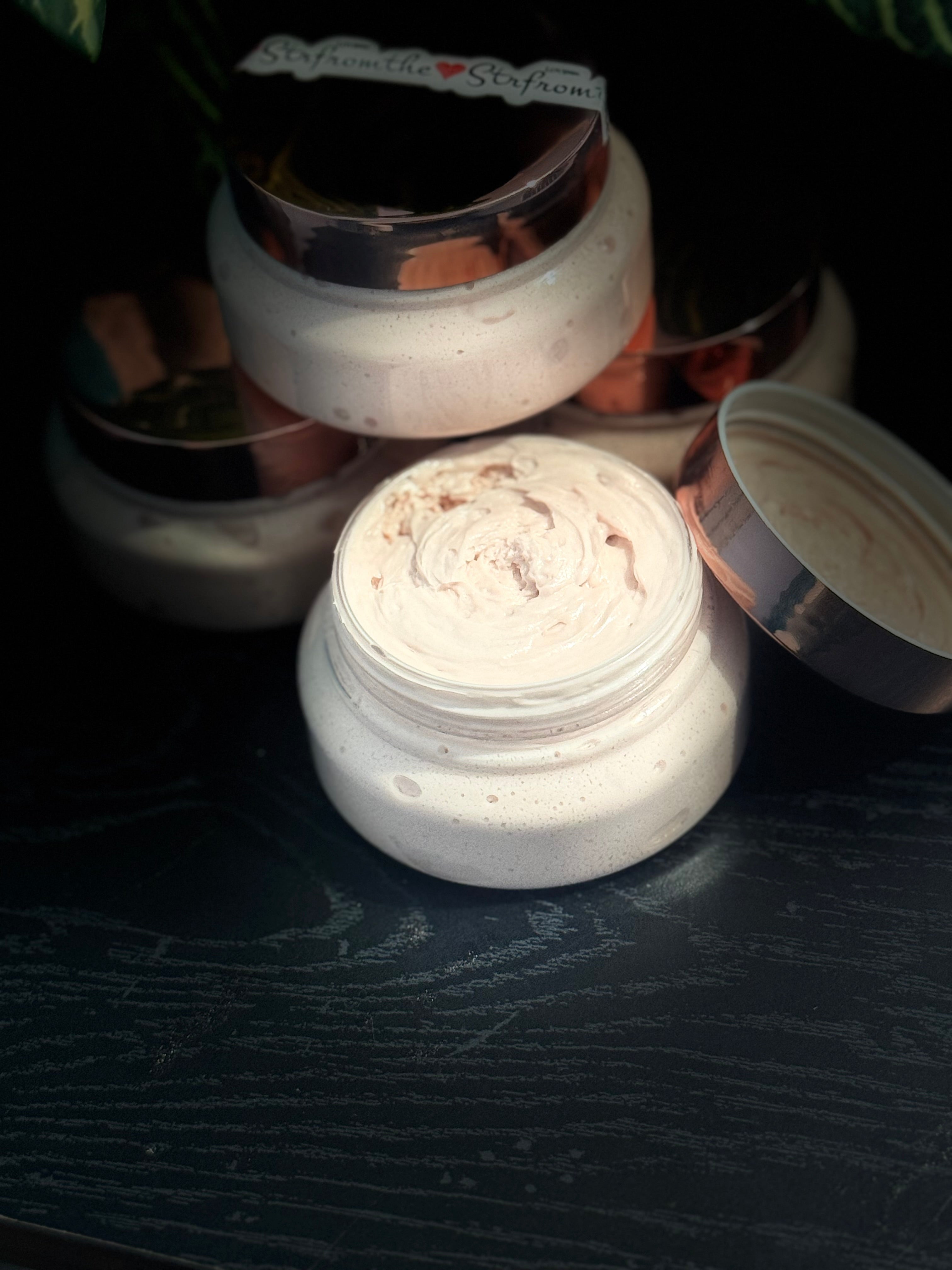 Luxurious Body Butter (1) Jar